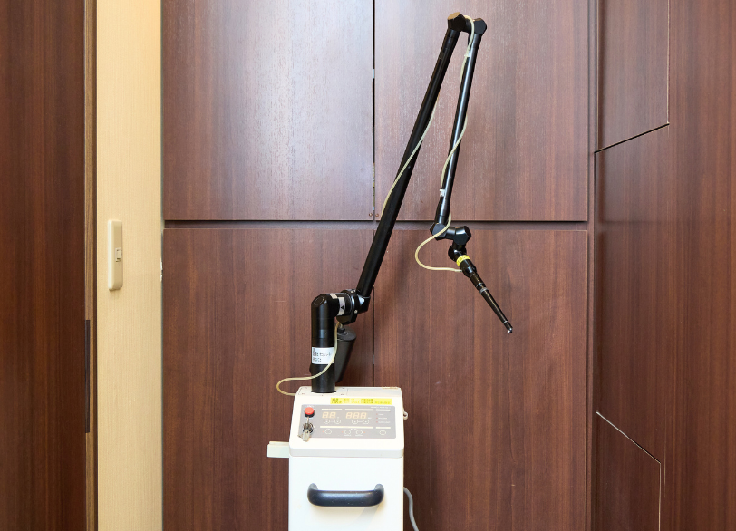 レーザー機器|しろきデンタル